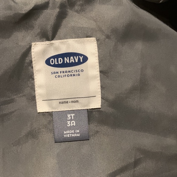 Old Navy Toddler Girl Vest…. Only wore once! - Picture 3 of 5